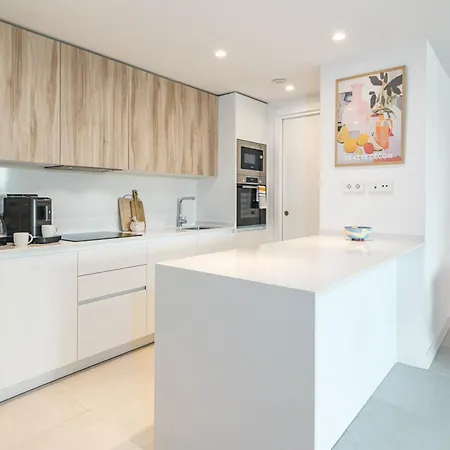 Vv6-2b - Modern 2br With Large Seaview Balcony * Estepona